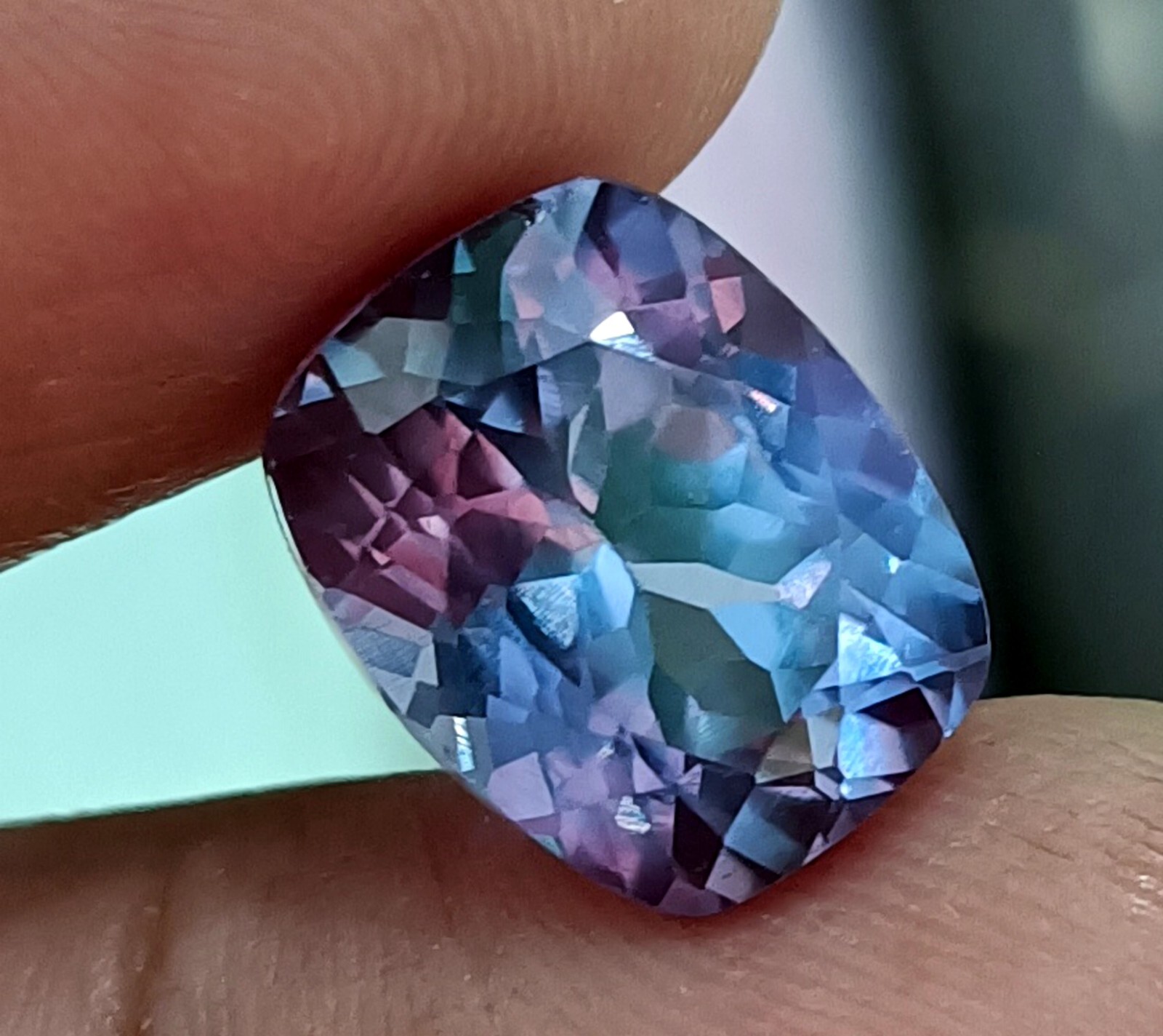 NATURAL Loose Montana Bi-Color Change Sapphire Cushion Cut GEMSTONE 20.00 Ct