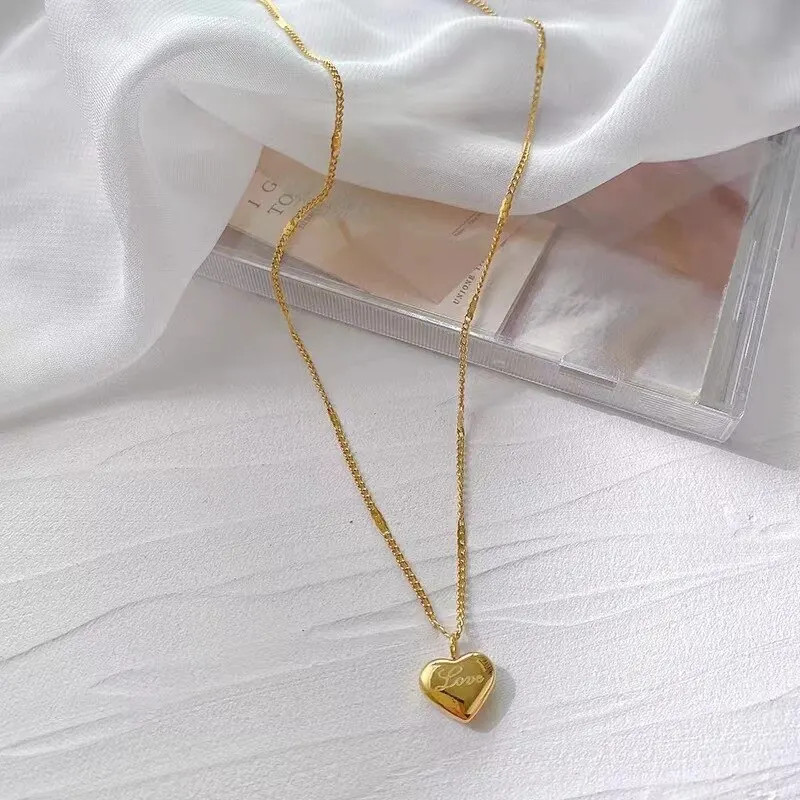 1pcs Gold-color Necklace Ms Simple Fashion Peach Heart Engraved Love Collarbone