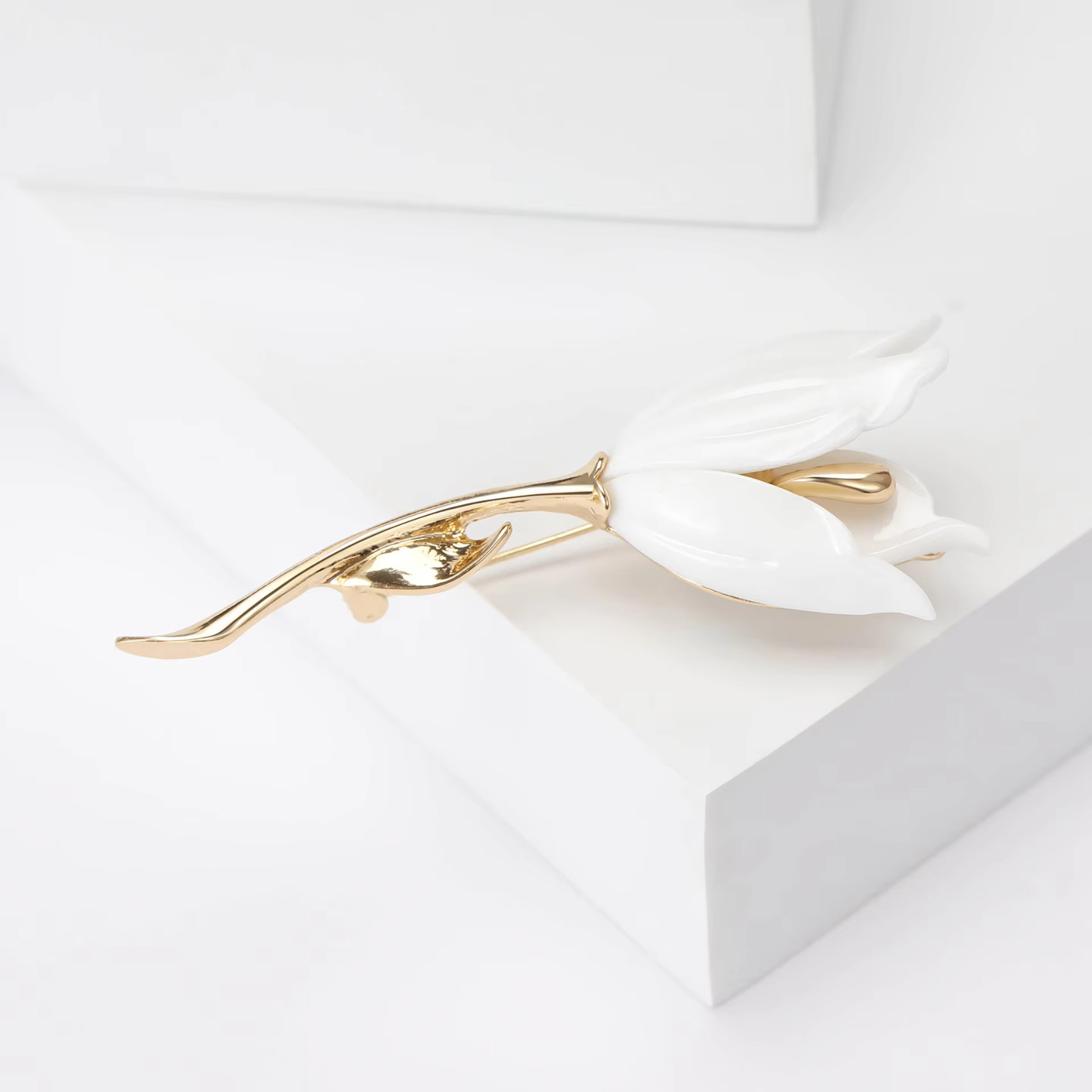 Women’s Enamel Tulip Flower Brooch Pin Fashion Alloy Lapel Badge Jewelry Gift