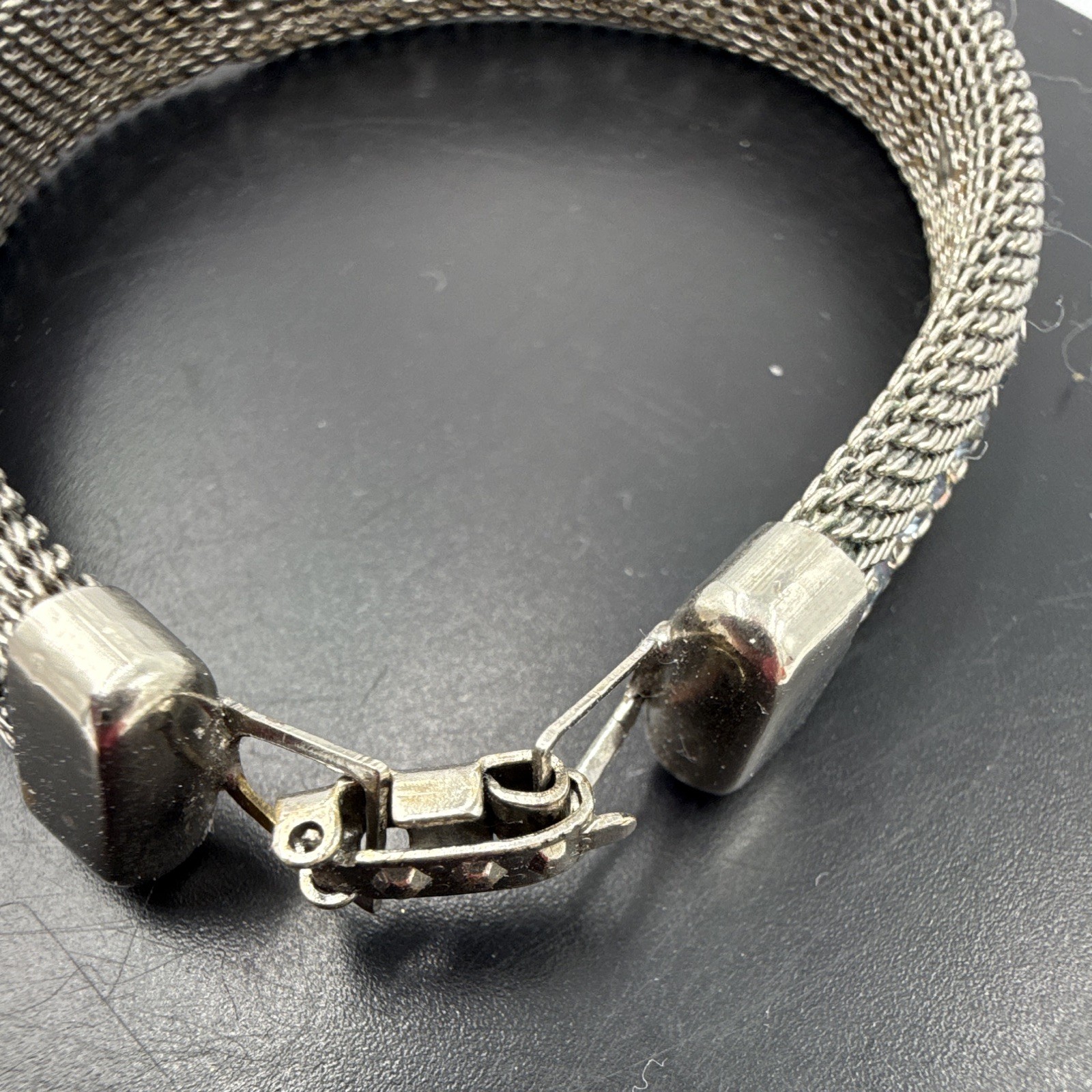 Silver Tone Round Blue Crystal Mesh Tennis Chain Bracelet Box Clasp