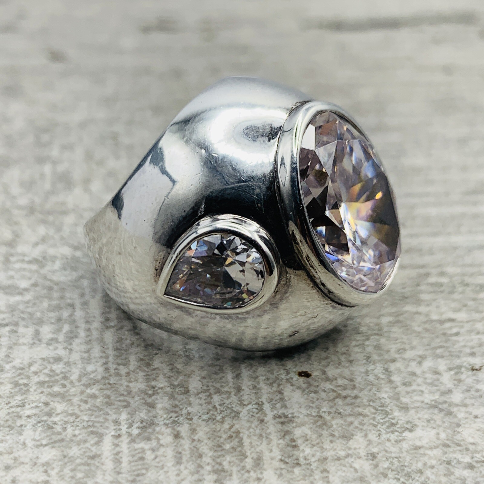 Vintage 925 Sterling Silver Modernist Contemporary Ring Oval Pear CZ MSRP $96