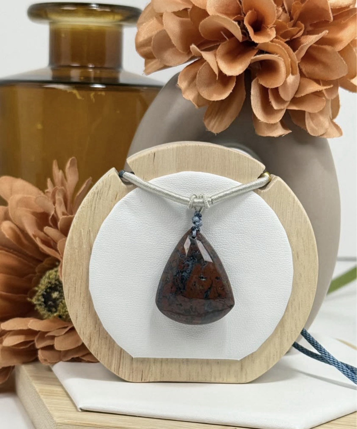 Monet Garden Jasper Red Pendant Necklace 33.2/10.6MM on Adjustable Nylon