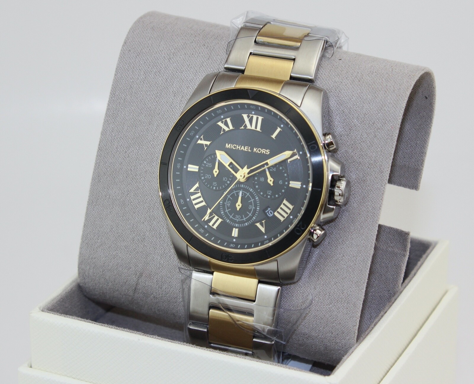 NEW AUTHENTIC MICHAEL KORS OVERSIZED ALEK SILVER GOLD BLACK MK8901 MEN’S WATCH