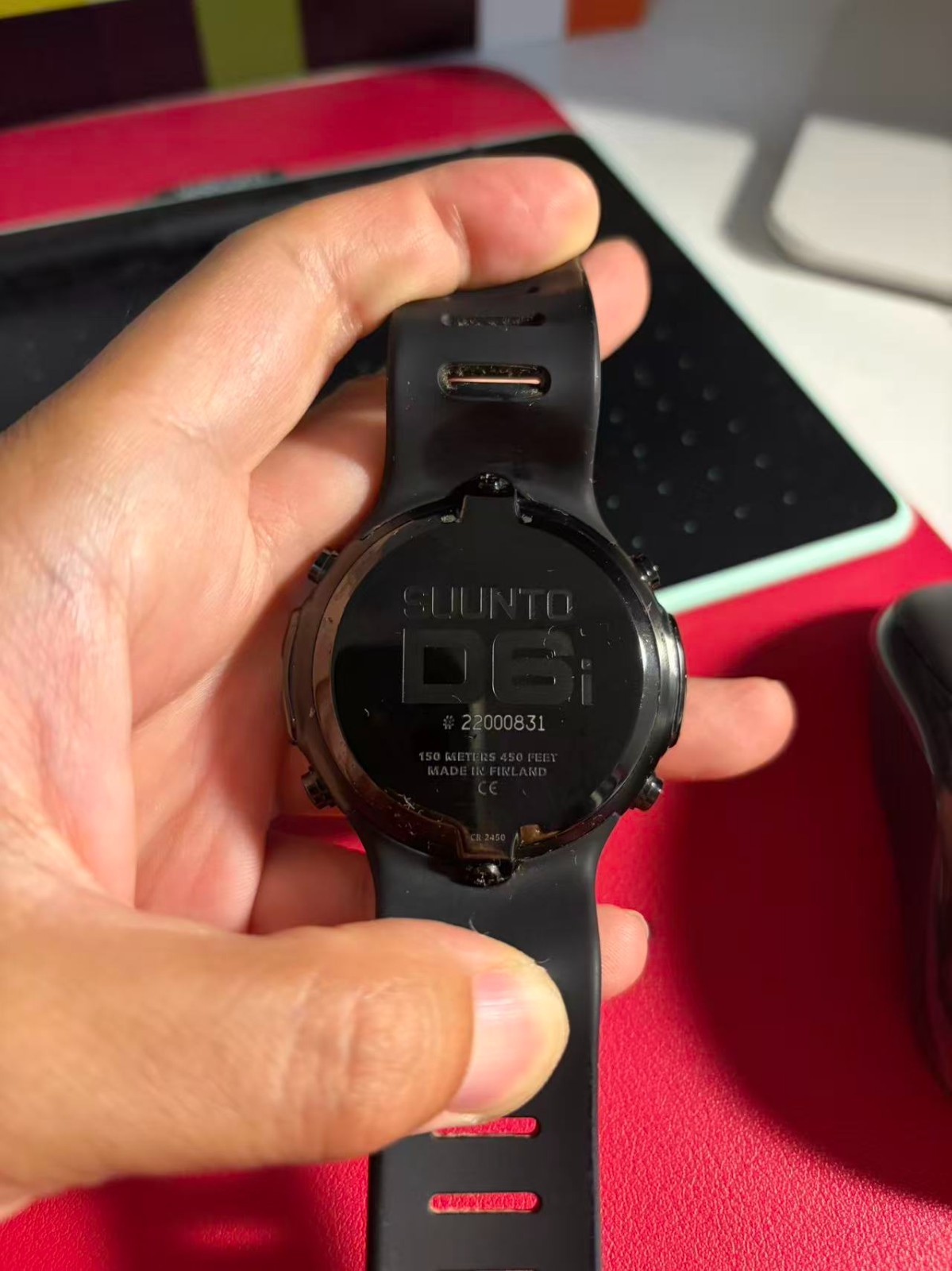 suunto watch D6i Classic all-black edition – globally limited.