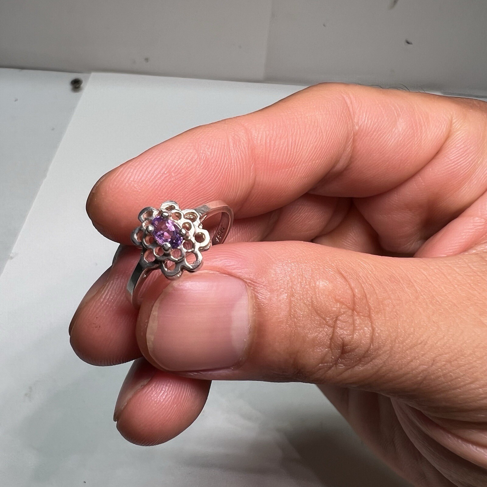 Vintage 925 Sterling Silver Genuine Amethyst Floral Ring 1.95g Sz8