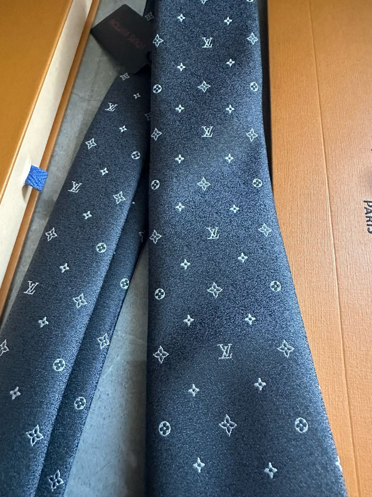 Louis Vuitton Men’s Monogram Tie Grey Slim Full Packaging