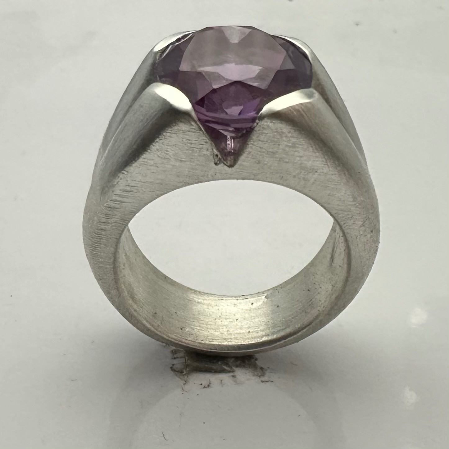 MJG STERLING SILVER MEN’S RING. 12MM LAB ALEXANDRITE. 4 PRONG. SZ 9 1/2. 23gr.