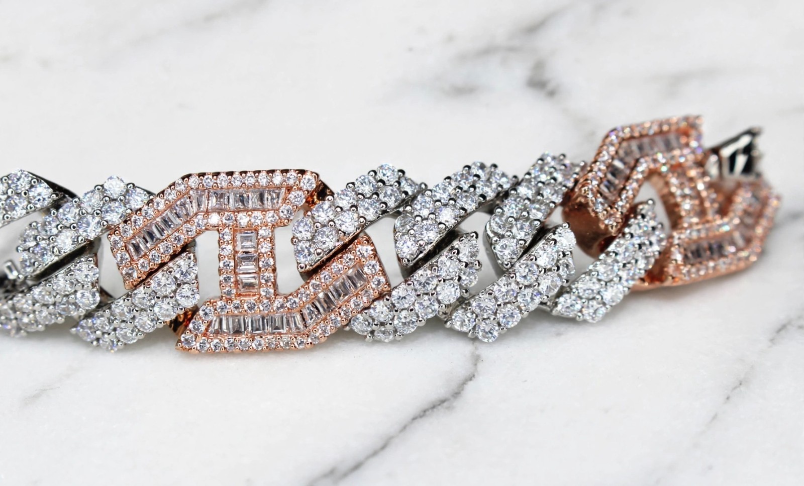 14 STAMPED 14mm FIGARUCCI 18ct Lab VVS1 Sim Diamonds Rose 2-Tone Bracelet 93g