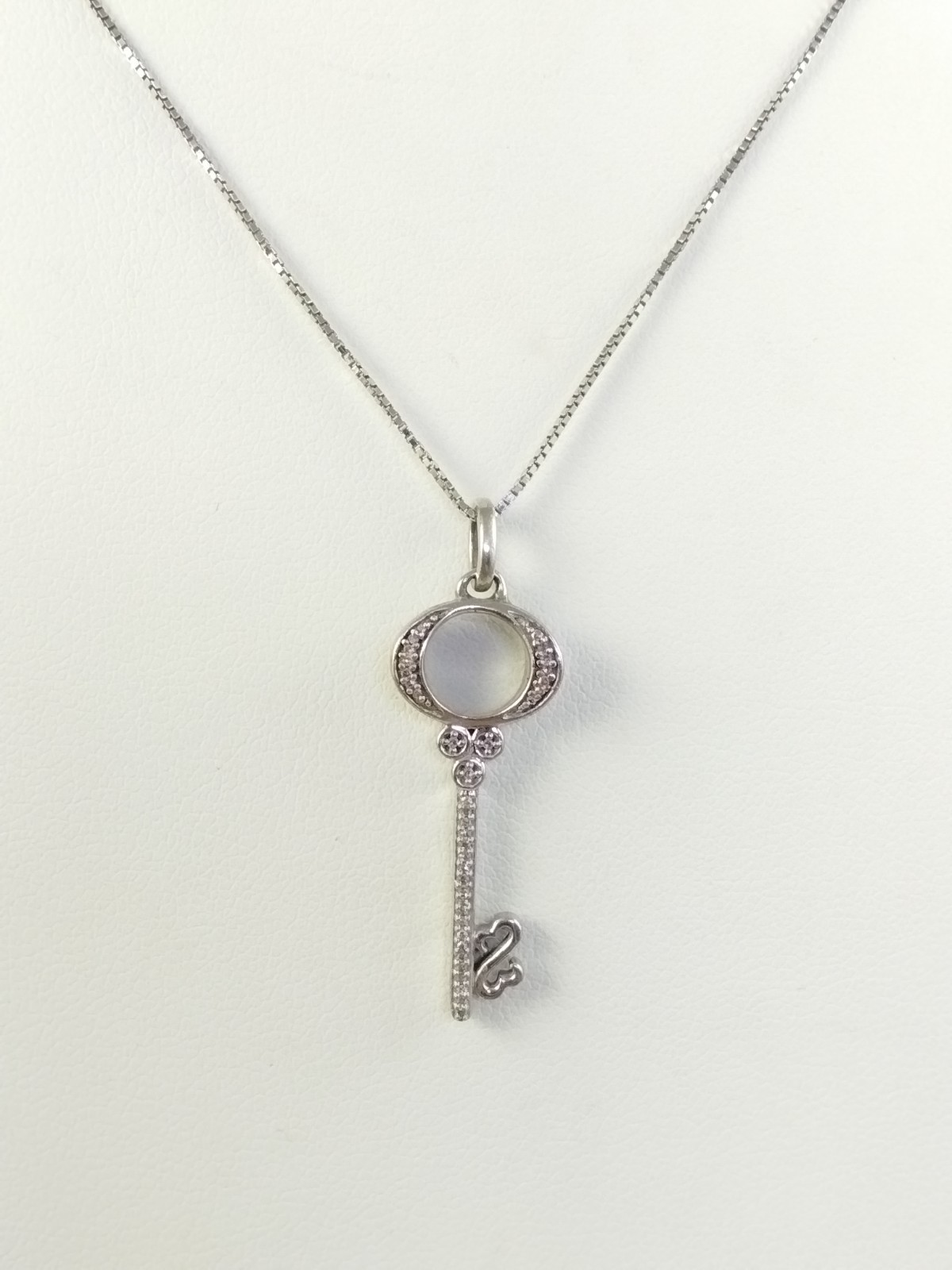 Jane Seymour Open Heart Diamond Key Sterling Silver Pendant Necklace 18″