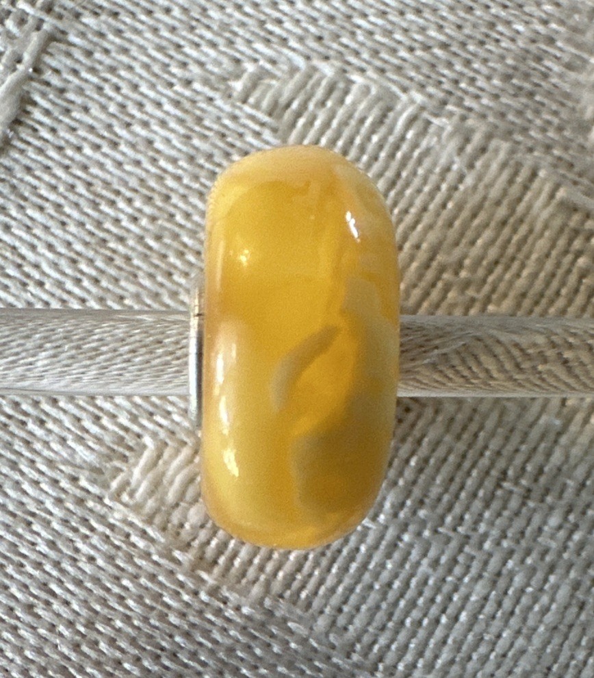 Authentic Trollbeads OOAK New Alabaster Bead