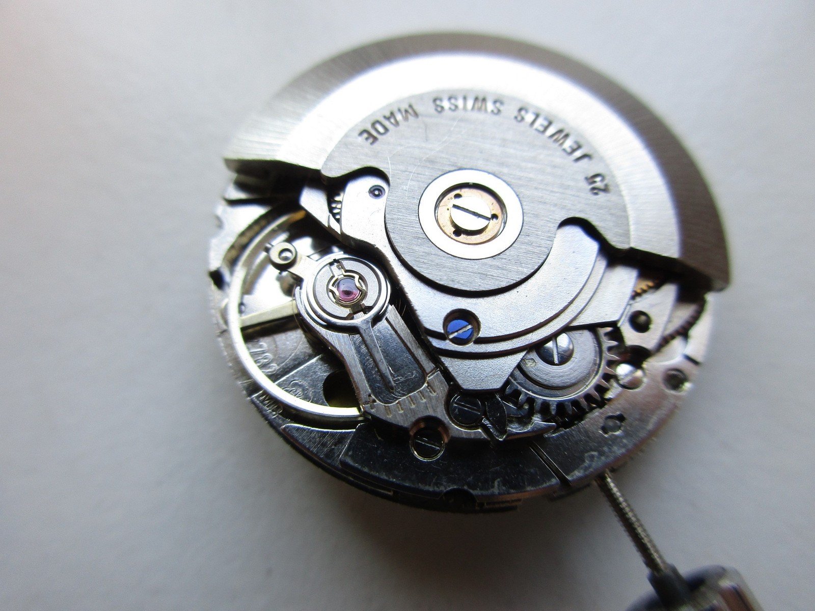 ETA cal. 2782 Swiss 25 jewels automatic watch movement – date at 3 – running