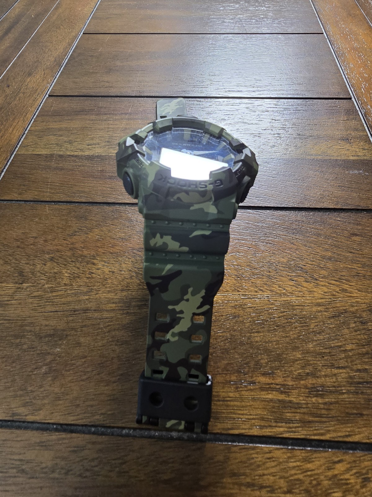 Casio G-Shock GA-700CM-3A Camo Green Ana-Digi 200M Men’s Watch Runs Great
