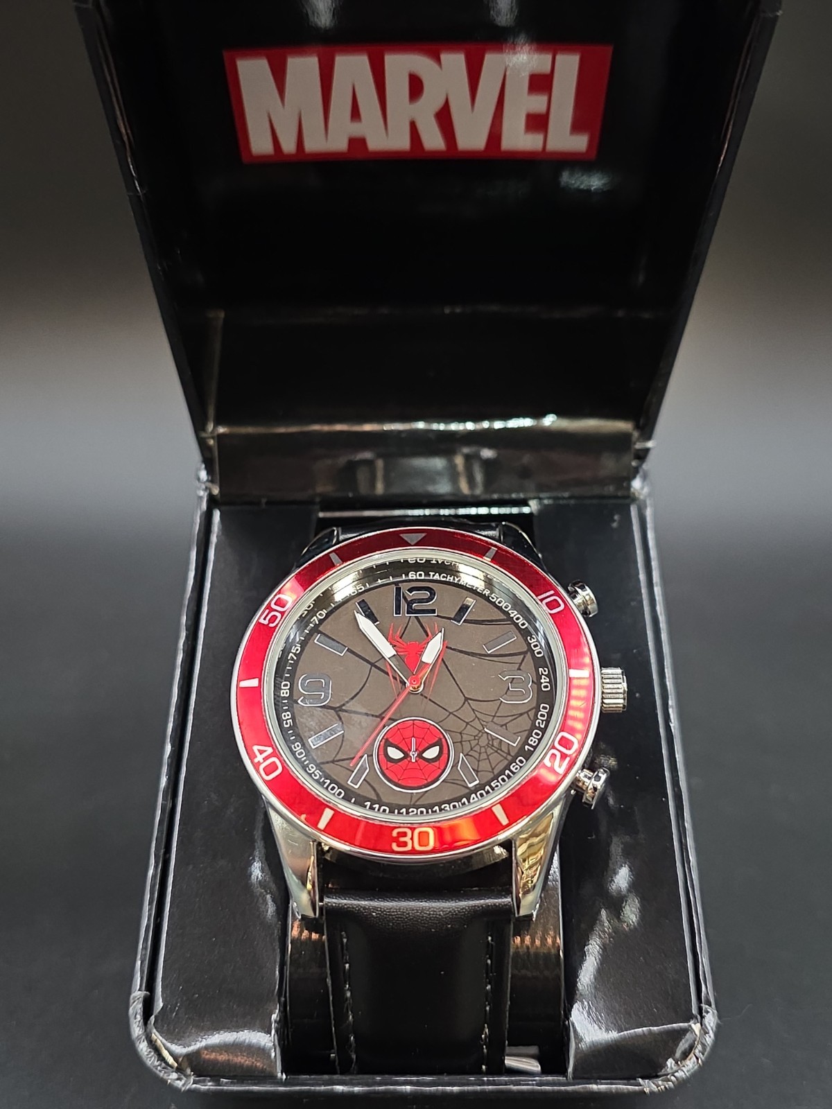 Marvel Spiderman Dial Quartz Wristwatch Black Strap Unisex w/Box