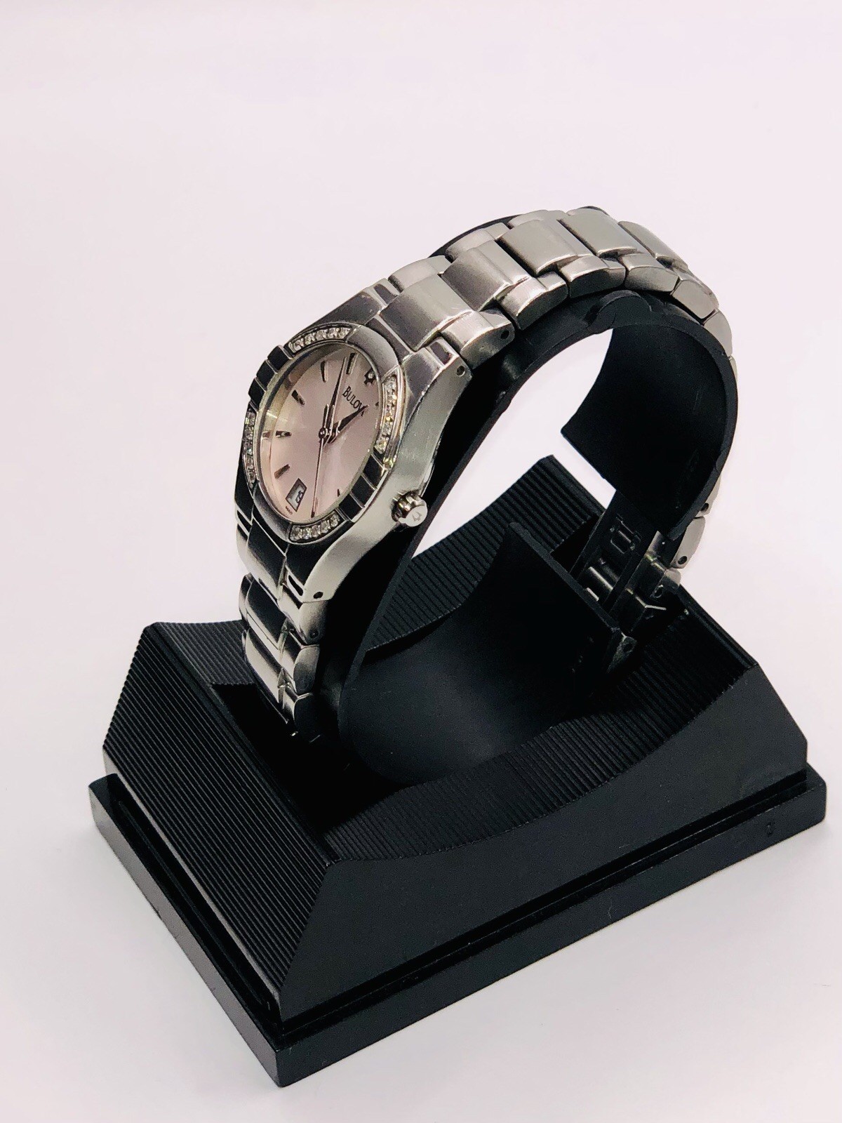 Bulova Light Pink Dial, Diamond Accent Bezel, Women’s Watch (Model 96R17) ~ 🔋✅