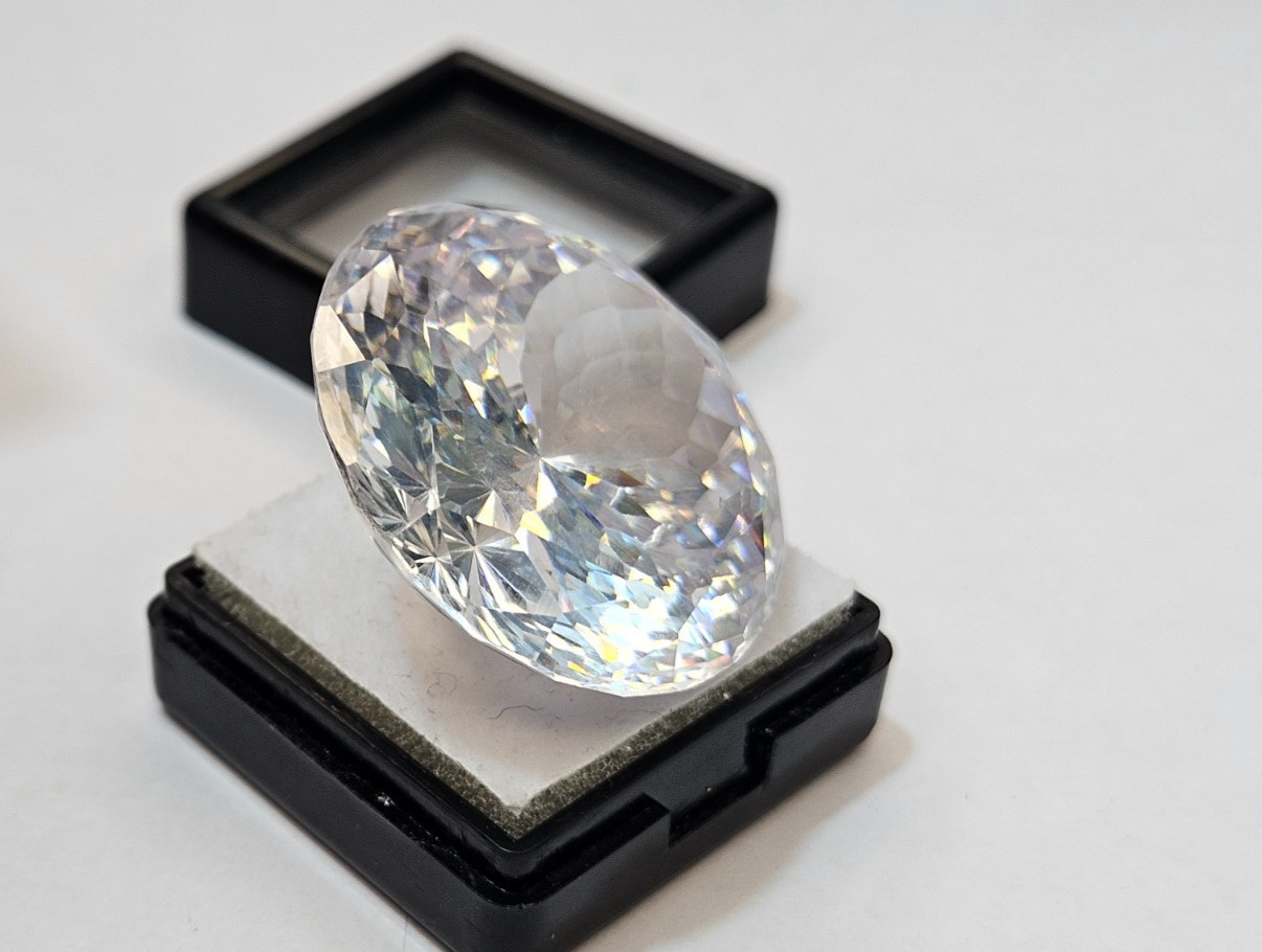 White Round Cut Zircon Cambodia 140.10 Ct Loose EGL Certified Gemstone FR-144