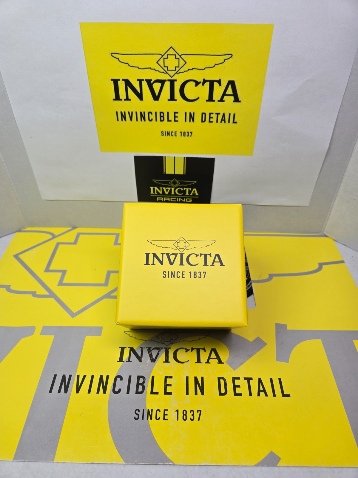 Invicta Racing Valyron Dark Blue/Yellow/Red 43.5mm Men’s Watch w/ Black Dial NEW