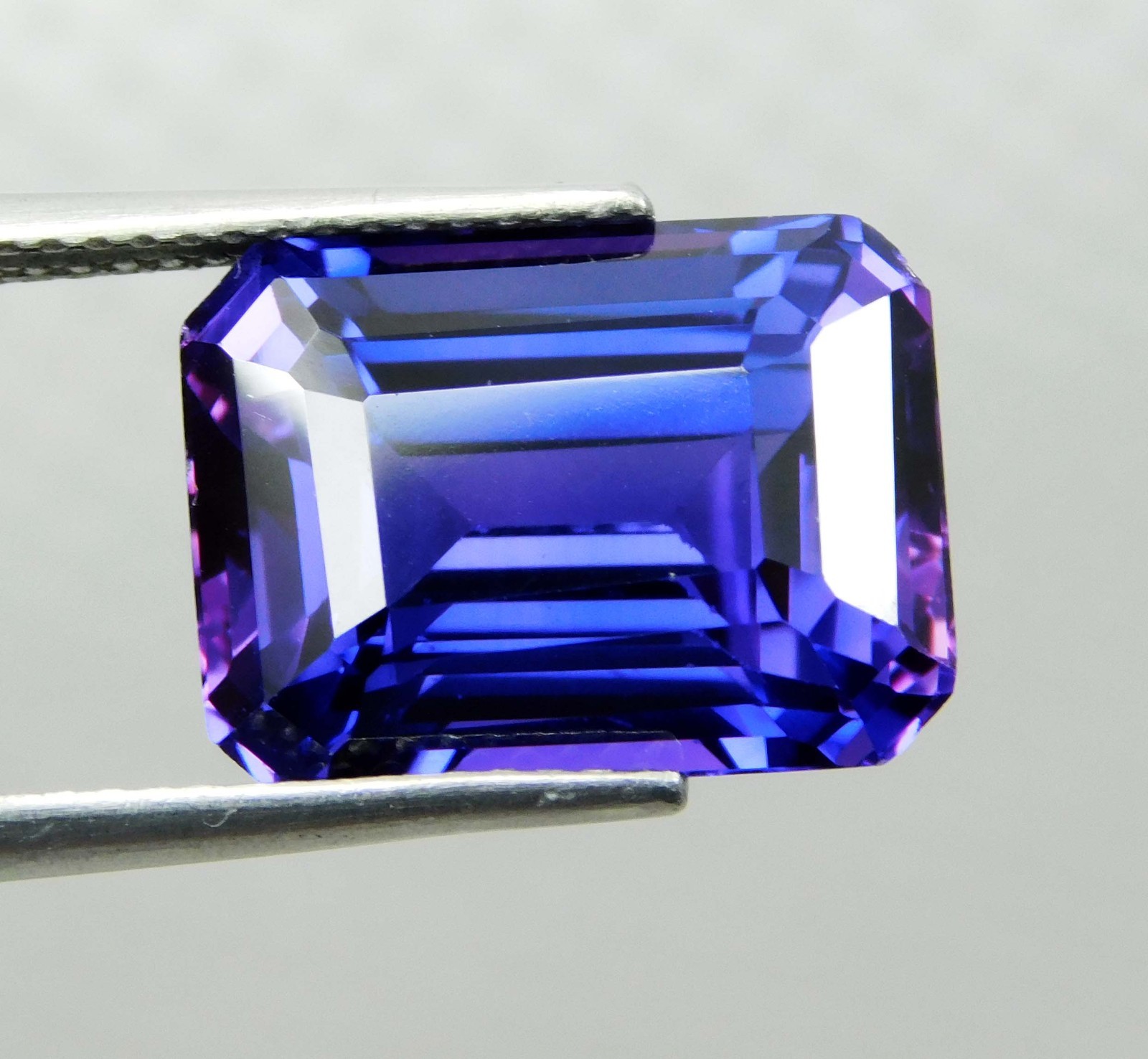 Natural Purple Blue Tanzanite 10.45 Ct AAA Emerald Cut Certified Faceted Gems