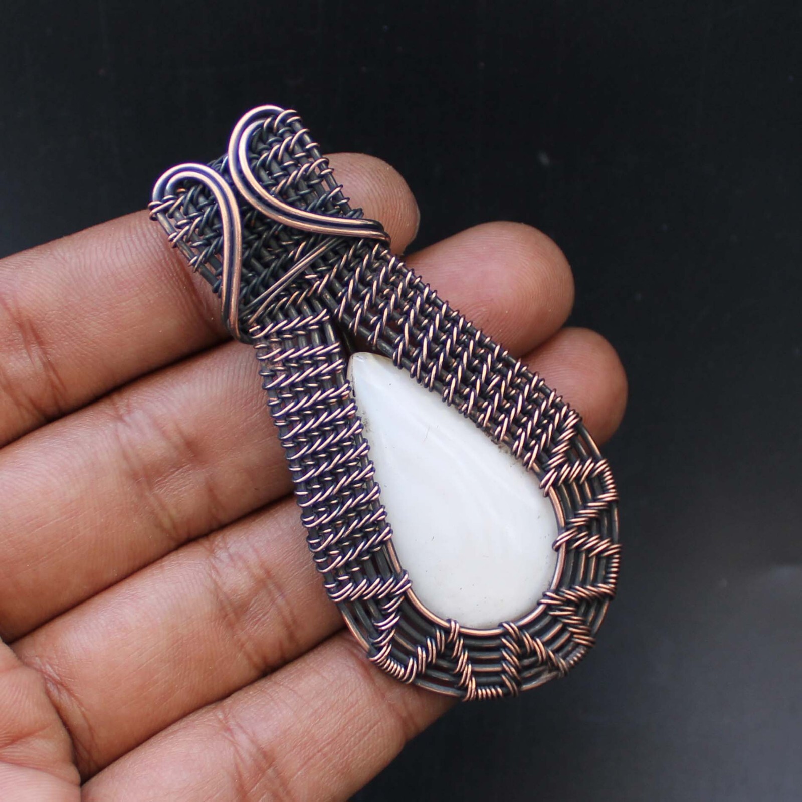 Mother Of Pearl Pendant Copper Wire Wrapped Pendant Copper Chain Jewelry 7 Cm
