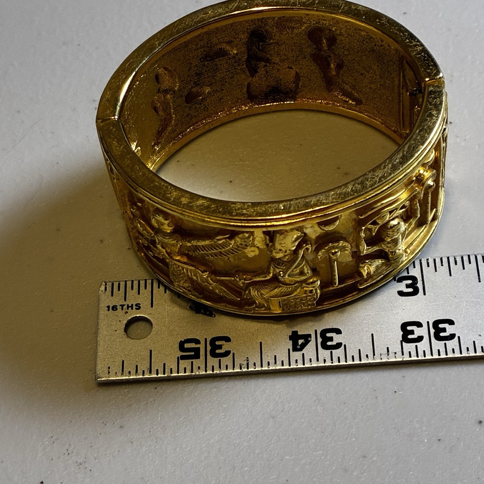 24 kgp Elizabeth Taylor Avon Cleopatra Egyptian Revival Wide Bangle Bracelet