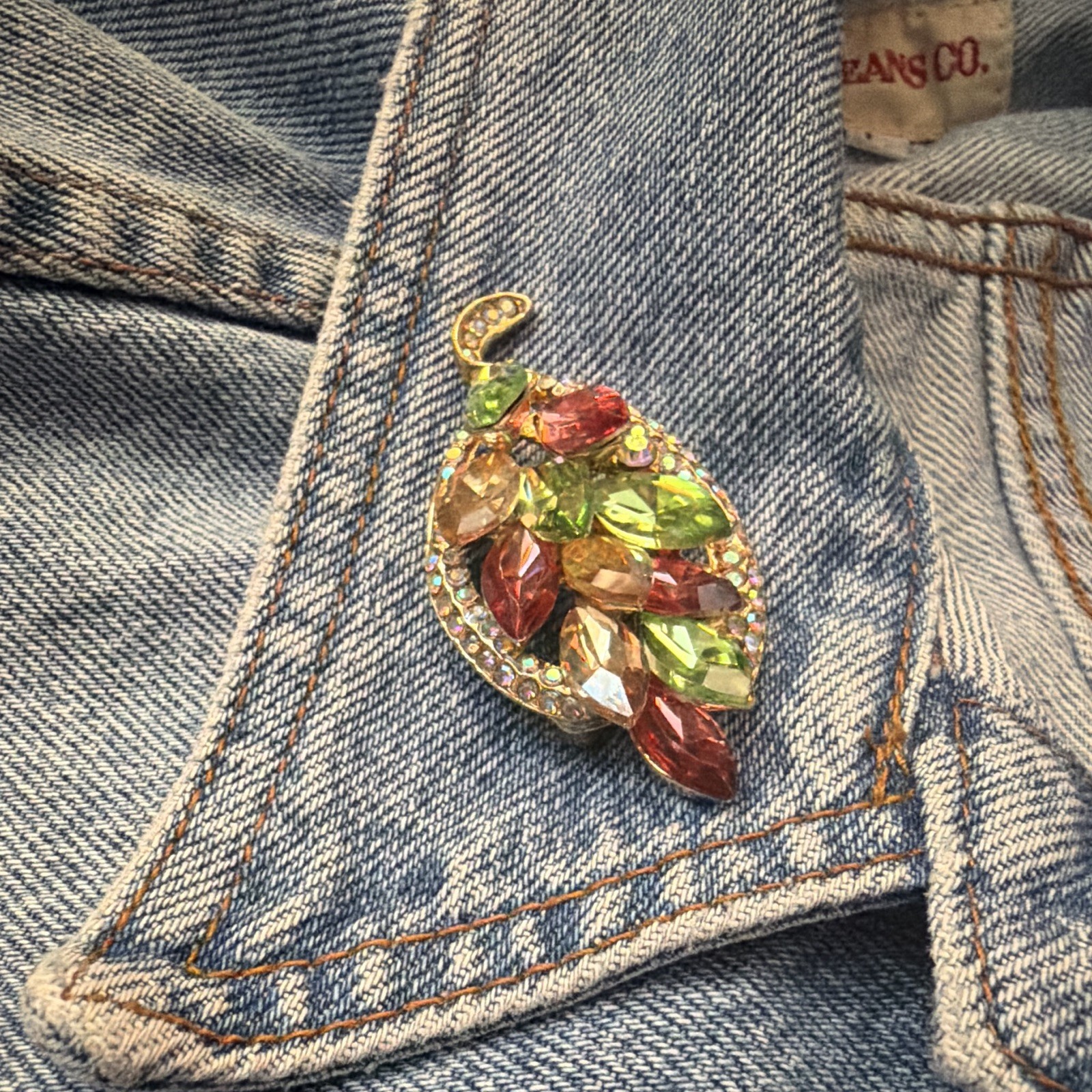Gold Tone Leaf Brooch Pin Green Red Champagne Marquise Crystal Rhinestones