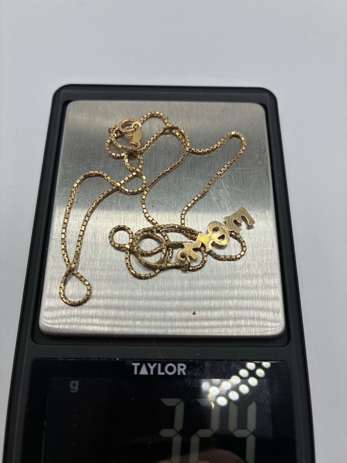 14k Gold Box Chain Necklace w/ Pendant, 3.25g