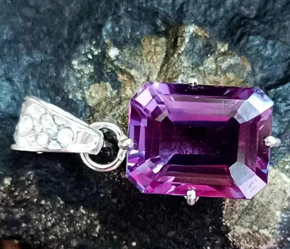 Natural 26.60 CT+ Color Change Alexandrite Certified Gemstone Pendant 925 Silver