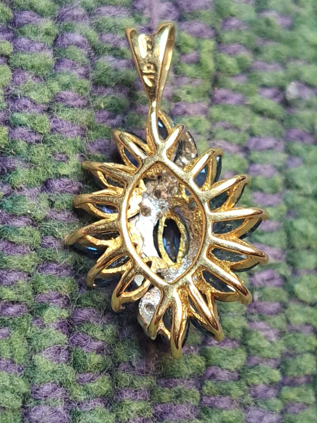 Solid 14k Yellow Gold Designer Pendant Amethyst-Diamond 25MM X 15MM 3 Grams 12-2