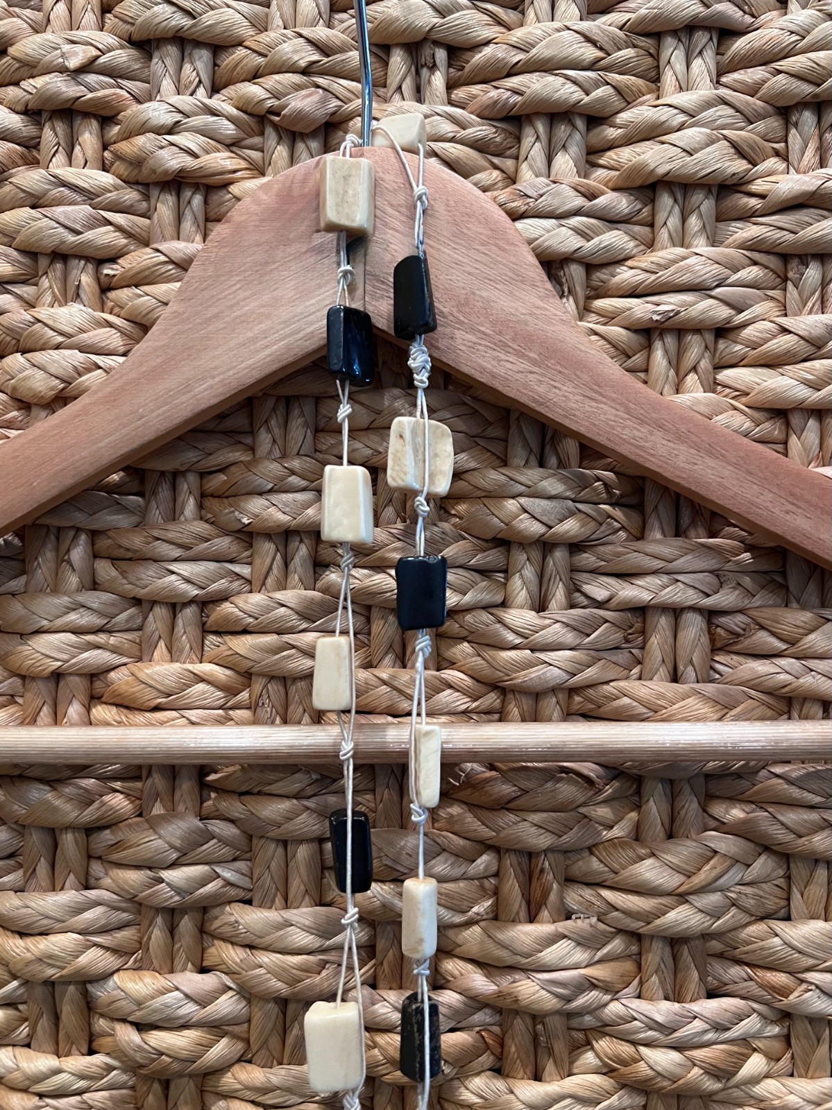 ARTISAN LONG BEADED NECKLACE — IVORY & BLACK
