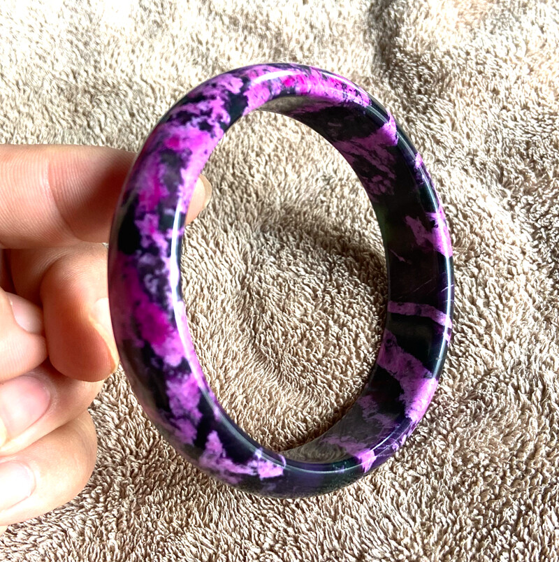 69 mm Huge Natural Hand-Carved Beautiful Peach Blossom Jade Bangle Bracelet