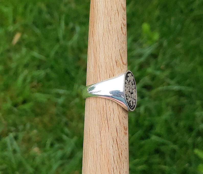 Custom Coat of Arms Ring for Men – Sterling Silver Family Crest Signet