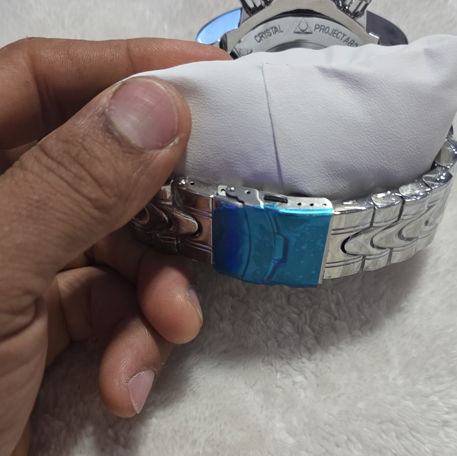 Invicta men’s watch, blue dial and silver bracelet. Not original but very nice s