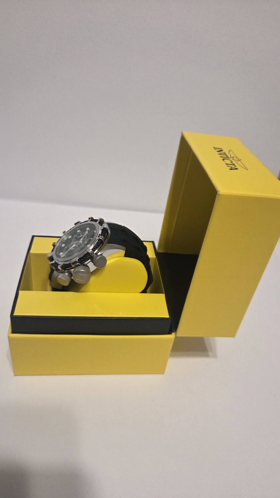 Authentic Invicta 49165 Quartz Watch Black Dial Silicone 50mm Men