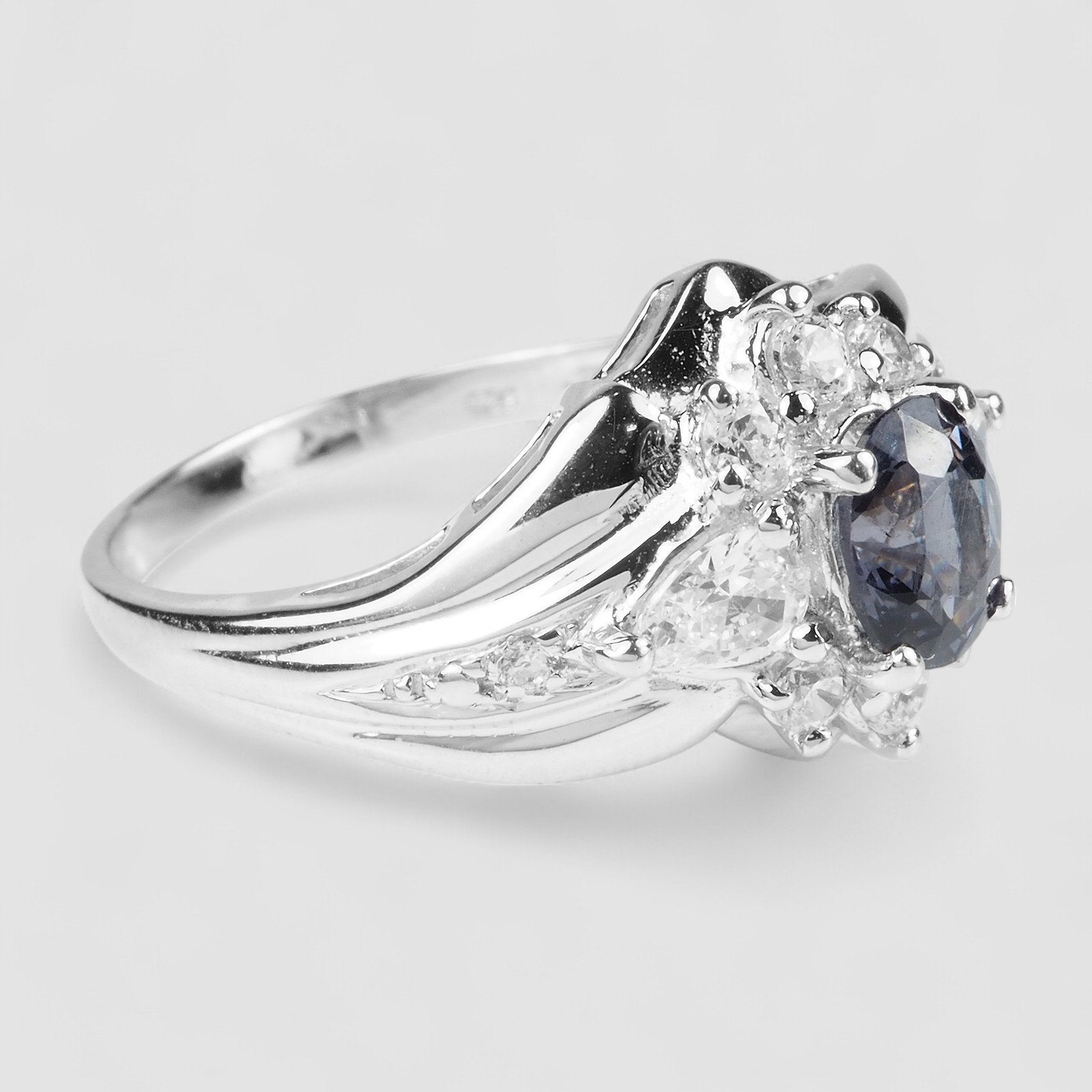 Twinkling Metallic Grey Spinel 0.82Ct 925 Sterling Silver Handmade Fine Rings