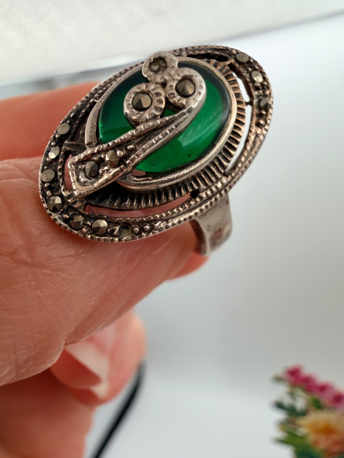 Vintage 925 Sterling Silver Green Agate Marcasite Art Deco Ring Sz 7.5 7.46g