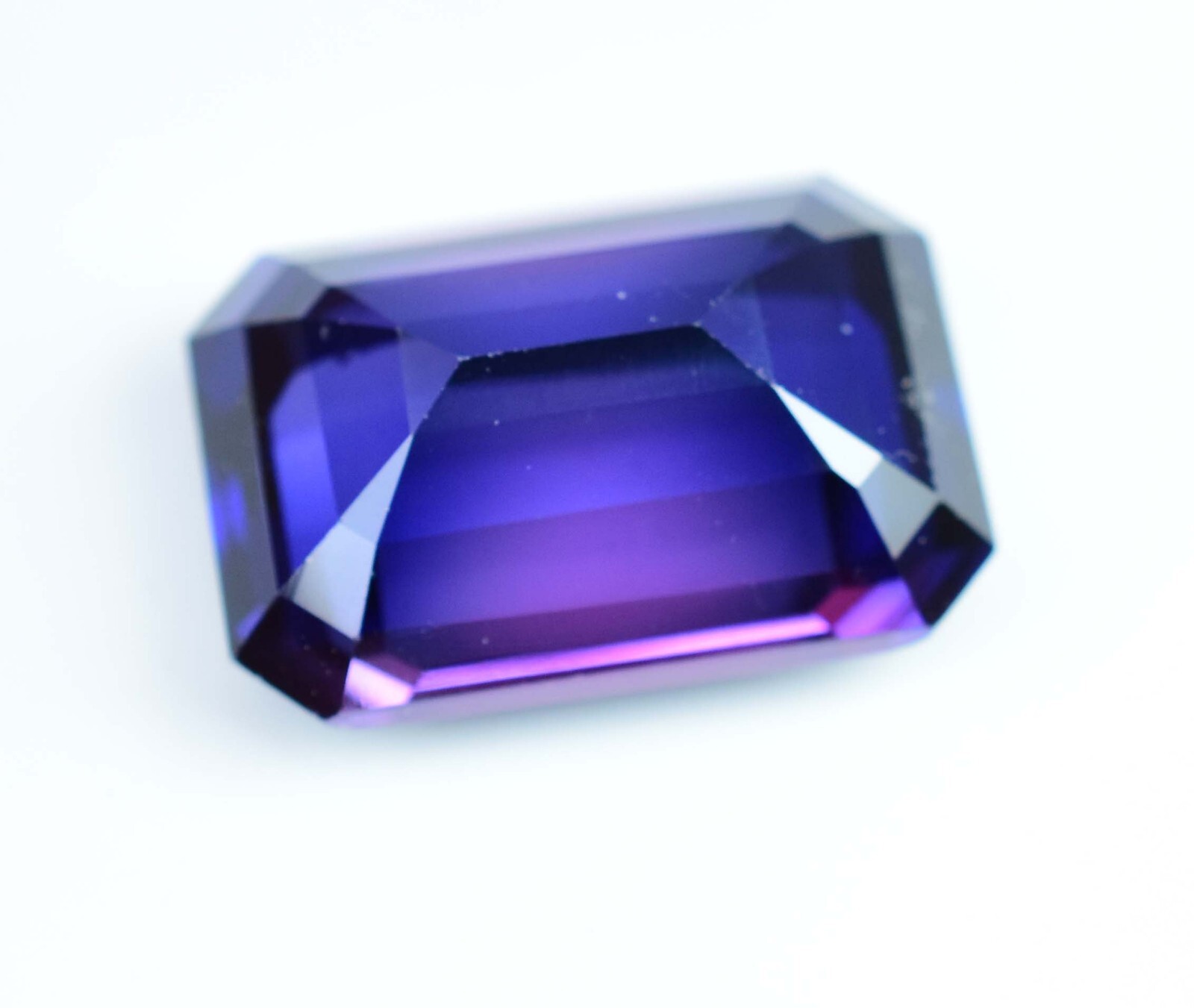 Natural Boysenberry Sapphire 19.40 Ct Treated Certified Octagon Loose Gemstone