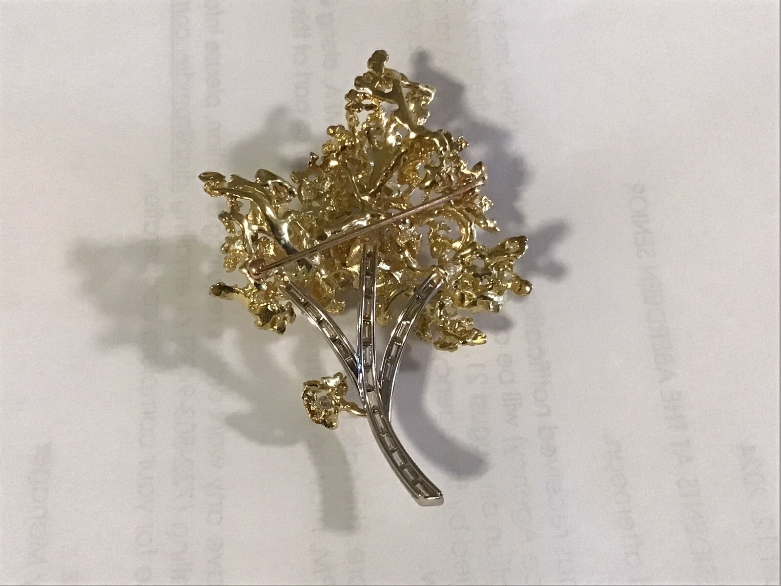 Stunning vintage 14 K Solid Gold 36.3 G ,natural Diamonds 3 Ct Brooch/pin