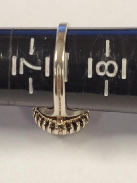 Sterling Silver Size 7.5 Ring With Unique Setting Red Stone 4.0 Gr.