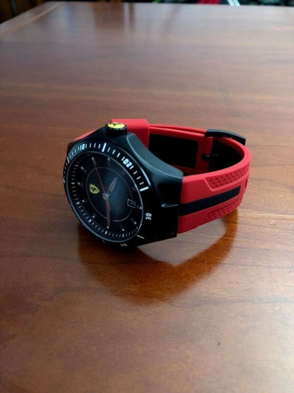 Ferrari Scuderia Race Day Silicone Red/Black Men’s 44mm Watch SF.03.1.34.0055 