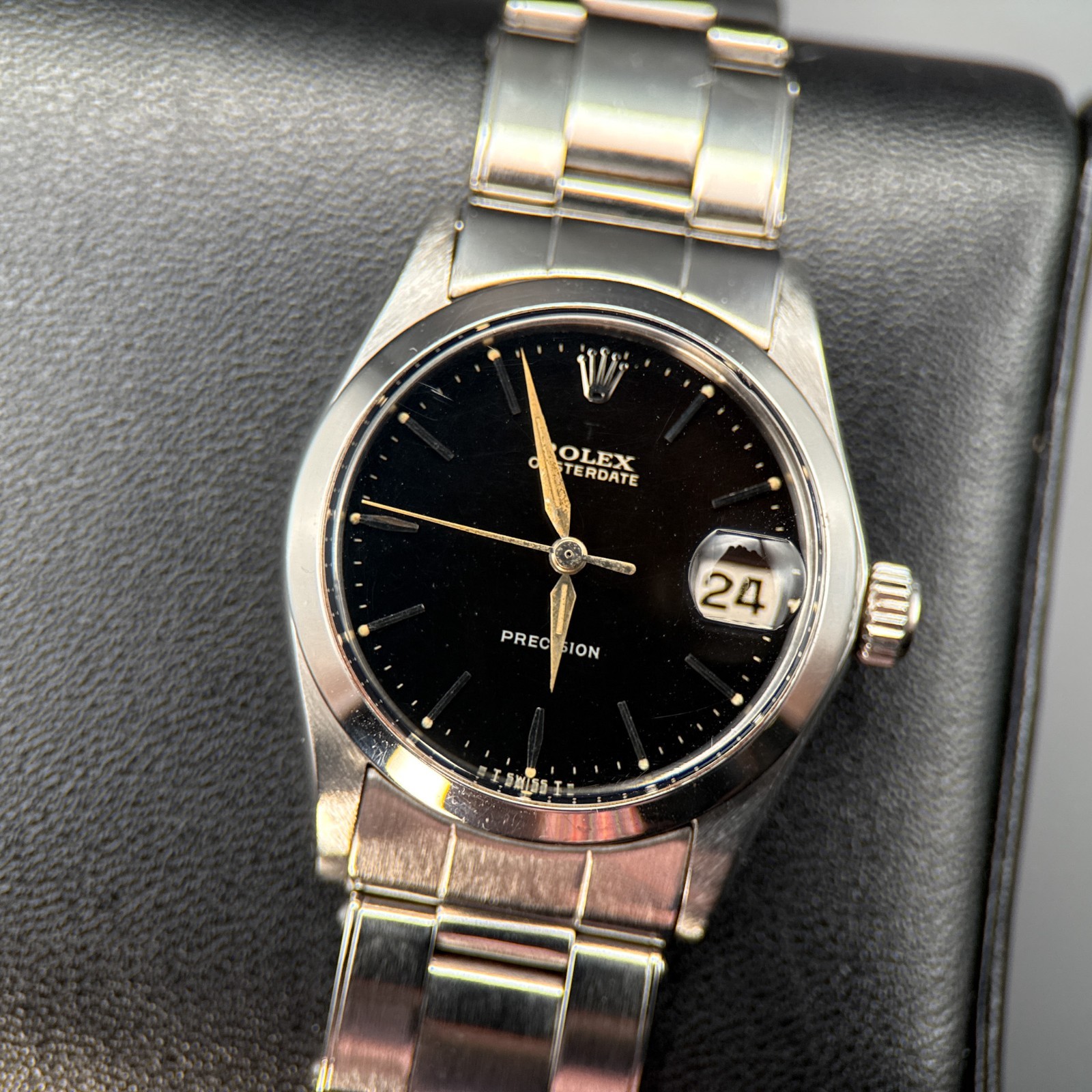 Vintage Rolex OysterDate 6466 Black Dial Oyster Rivet Bracelet Manual 30mm 1967