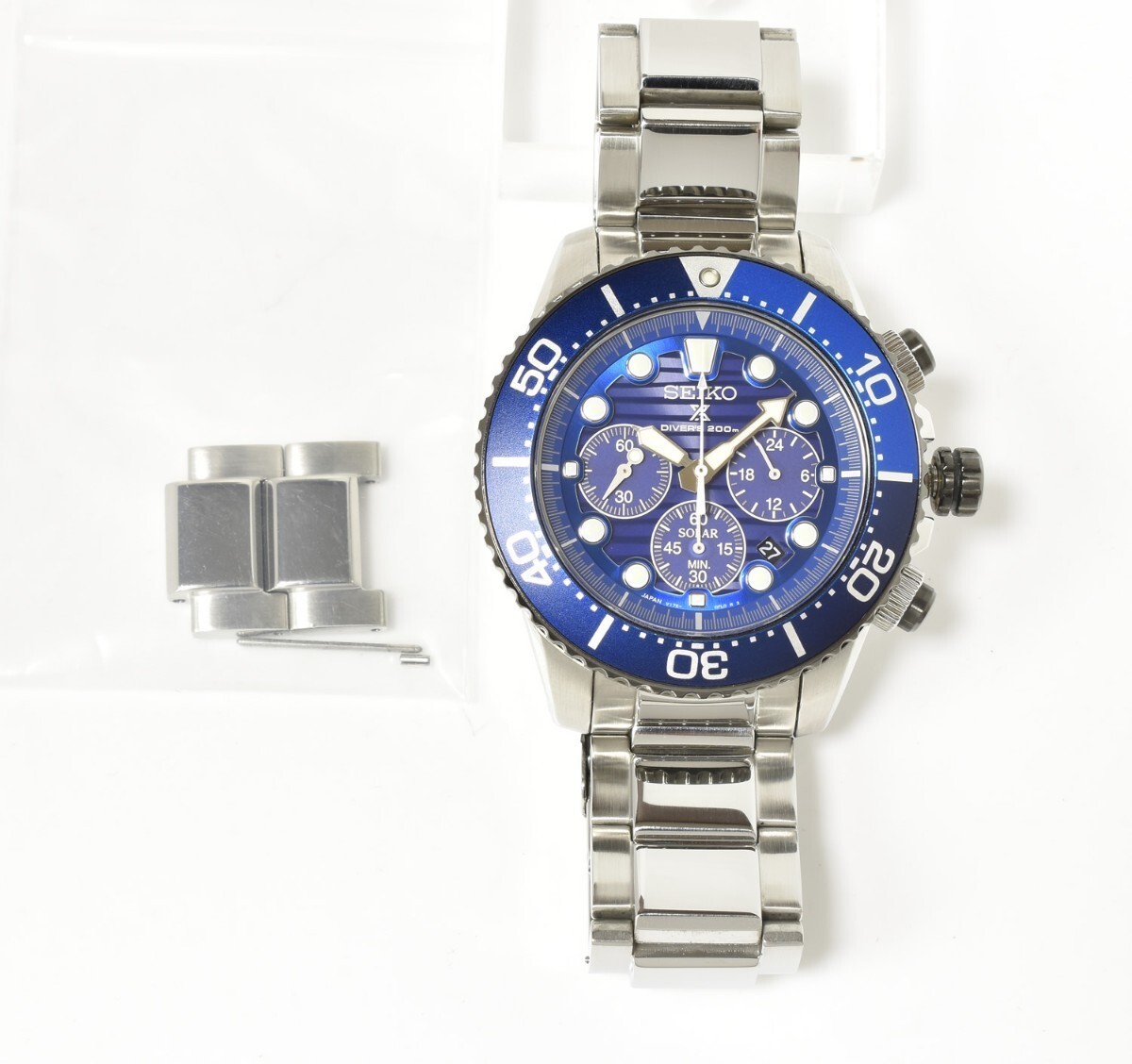 SEIKO Prospex Men’s Solar Chronograph Diver SSC675 Working