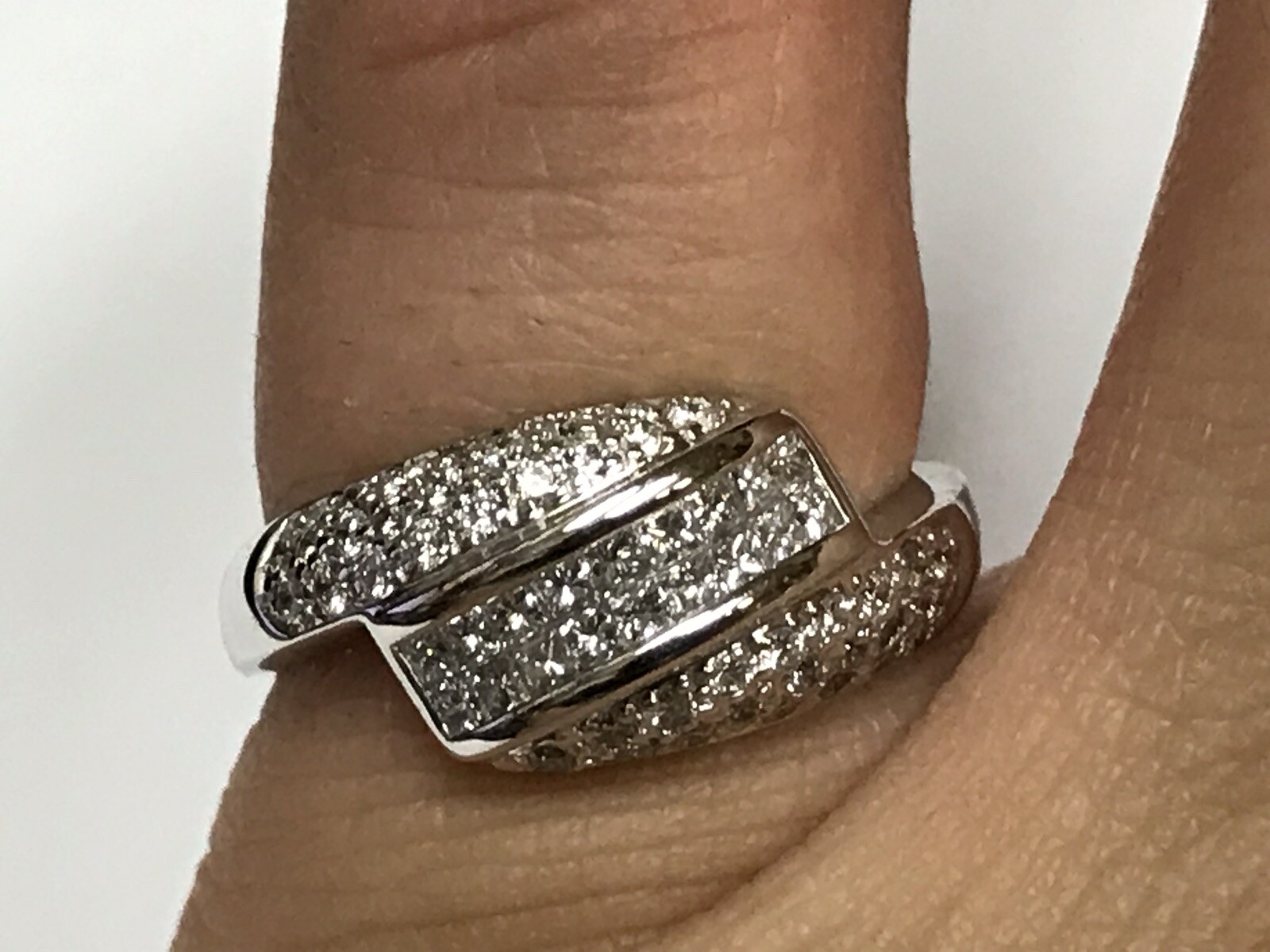 High Quality 18k White Gold Princess Cut Invisible Set Diamond Ring Sz 7 HG
