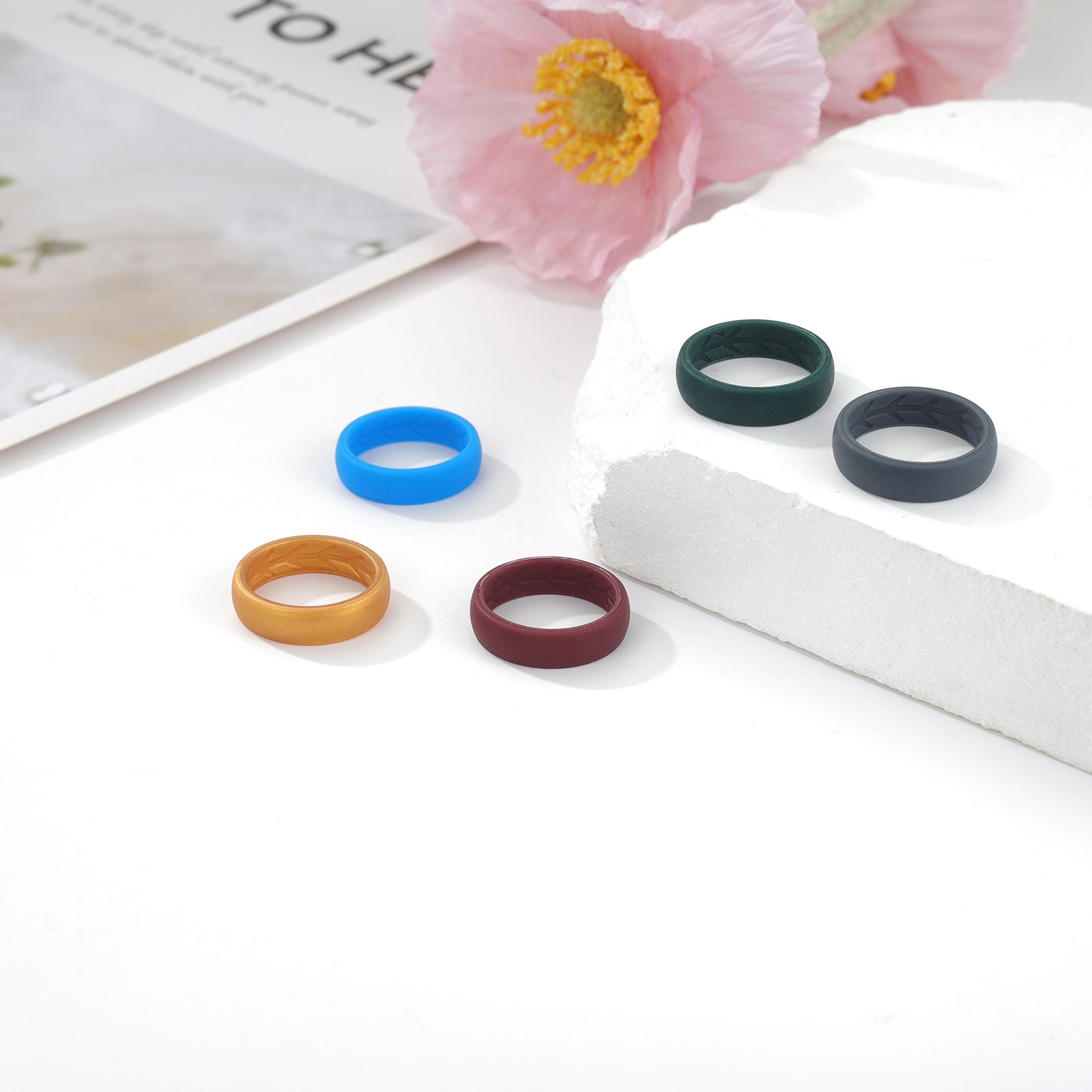 5Pcs Womens 5.4mm Silicone Wedding Engagement Ring Breathable Sports Rubber Band