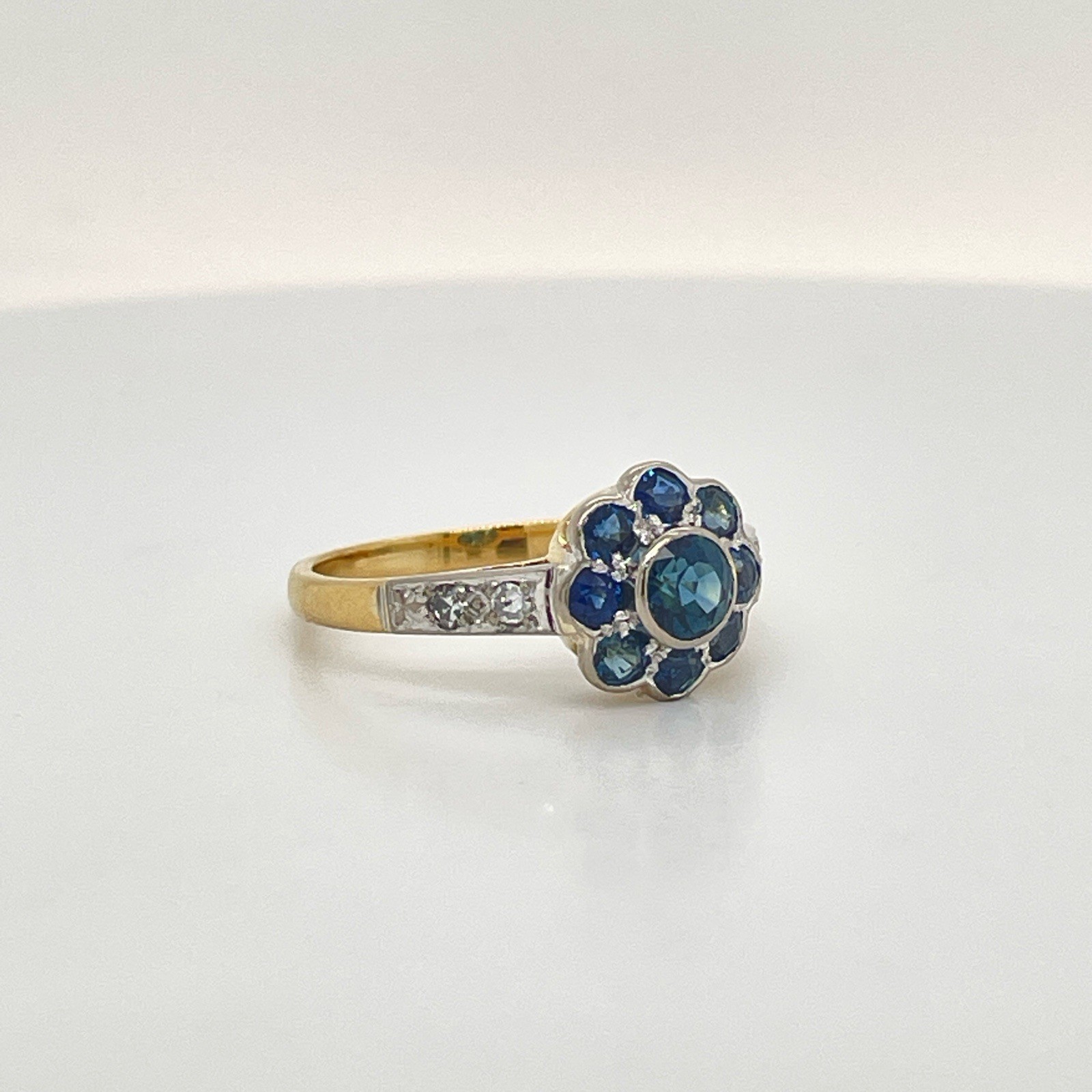 Vintage 18k Yellow & White Gold Sapphire Floral Diamond Ring Size 4 3/4 – 2.4 Gr