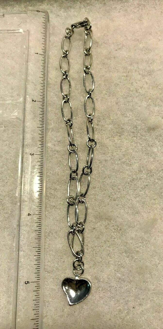 Sterling Silver Oval Link Ankle Bracelet with Heart Charm 10 In. – 8.9 Grams