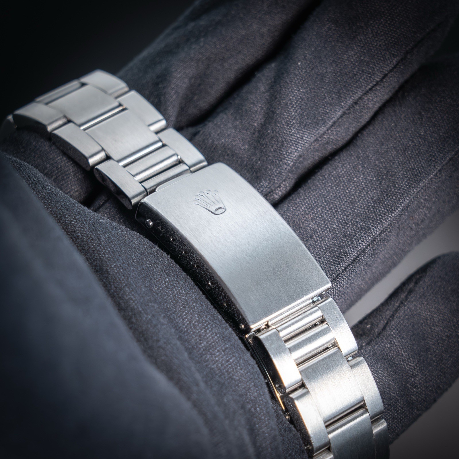 Rolex Date Just ref. 16200 Steel Quadr. Black Box and Warranty