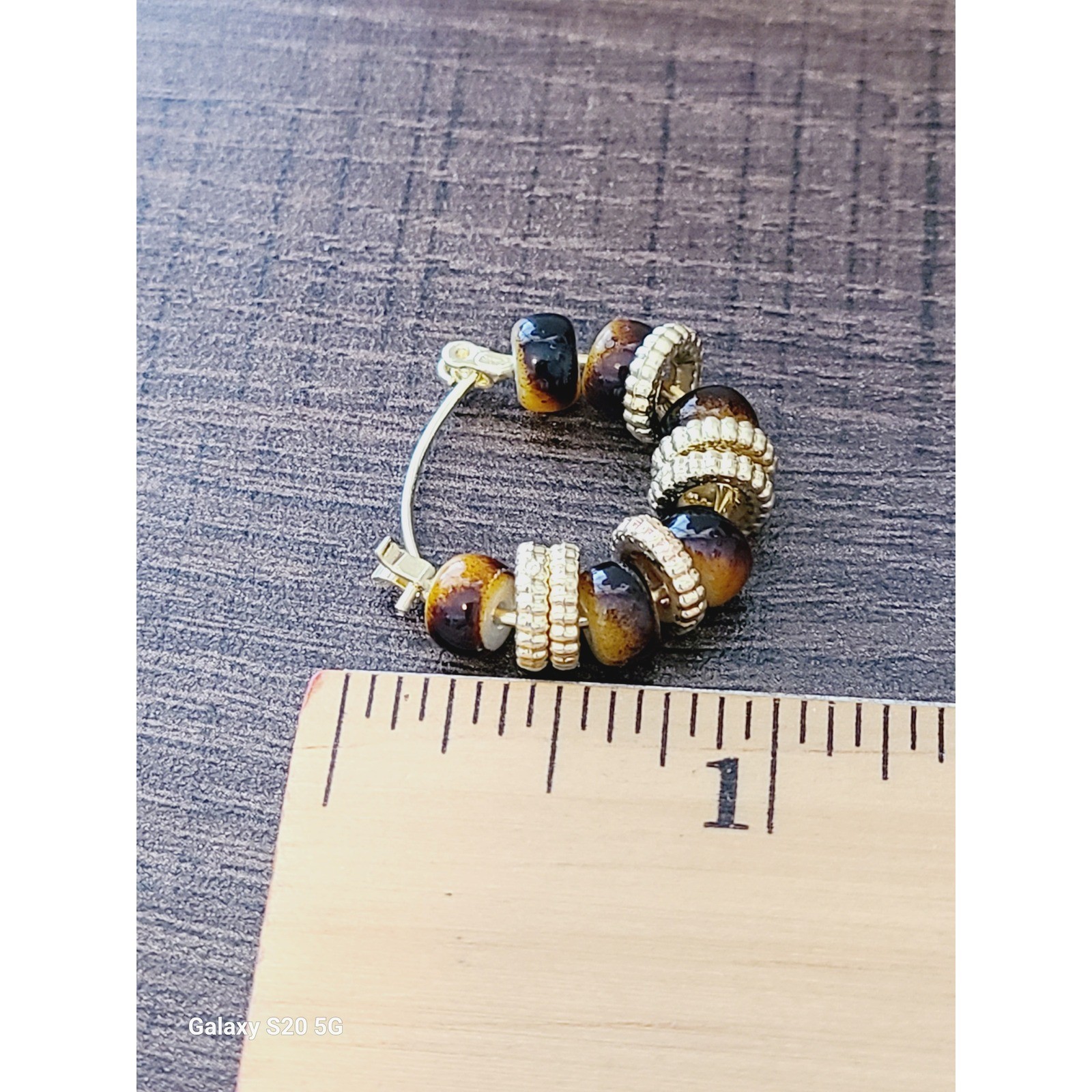 Gold Tone Beaded Hoop Earrings Brown Amber Earth Tone Latch Back 1 Inch
