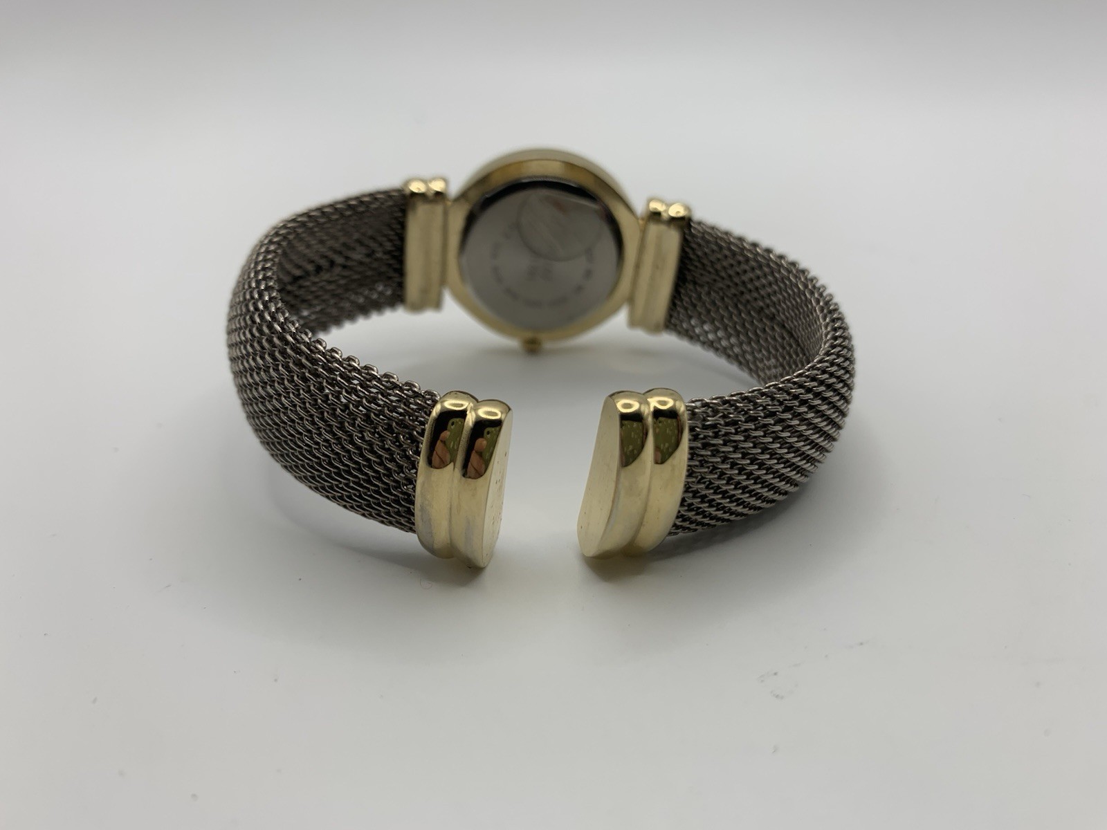 Futura Quartz Women’s Wristwatch Japan Mov’t 1821QB V377 Stainless Back