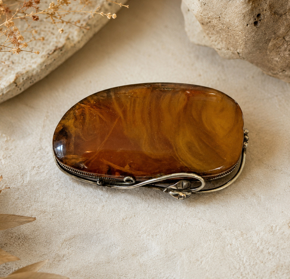 Vintage Natural Amber Brooch Pin 2.5″ Plant Fiber Inclusions Large 19 G