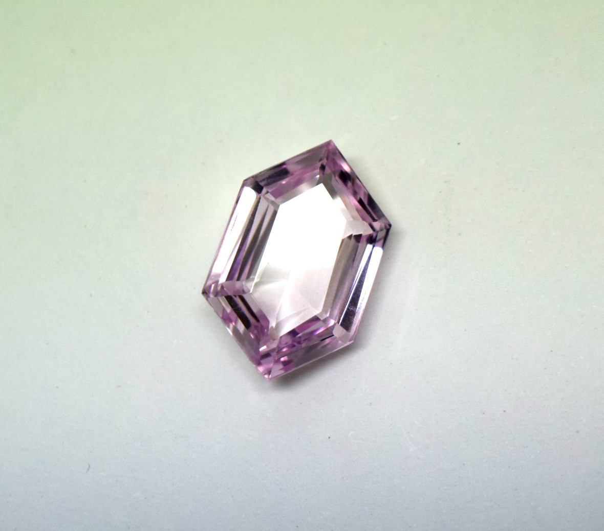 24.90 Ct Approx. Natural Light Pink Sapphire Hexagon Cut Pendant Making Gemstone
