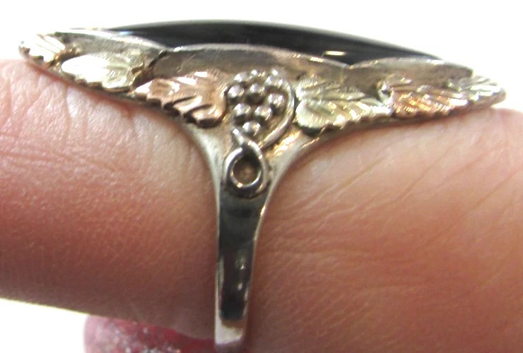 Black Hills Gold & Sterling Silver Elongated Onyx Ring Sz 8 1/4